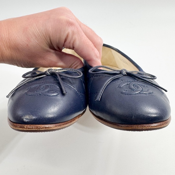 Chanel Navy Blue Quilted Cap Toe CC Ballet Flats 36.5 - Picture 6 of 6
